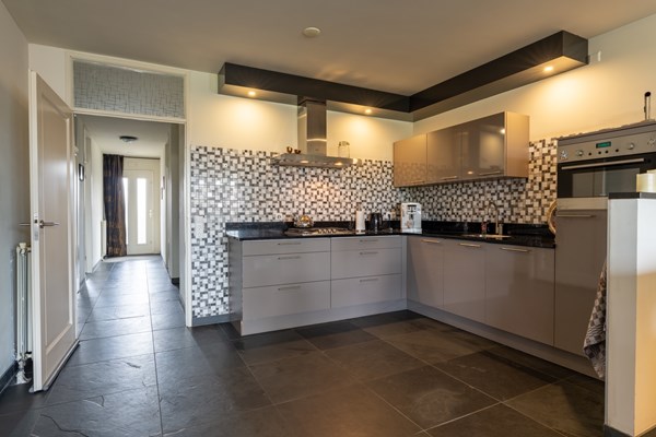 Medium property photo - De Galerij 4, 4261 DG Wijk en Aalburg